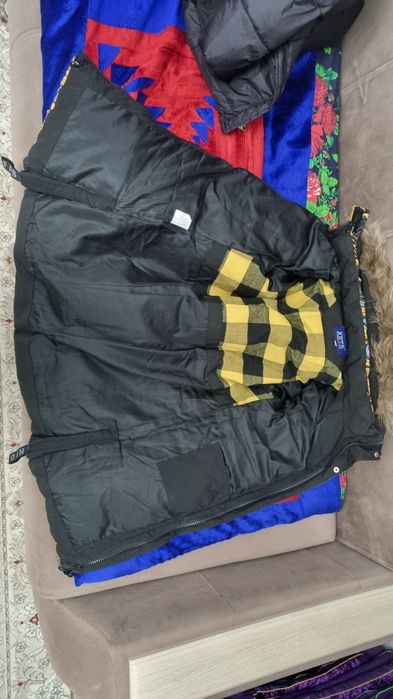 Зимние куртки с капюшонами