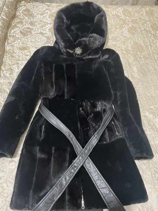 Продам мутоновую шубу