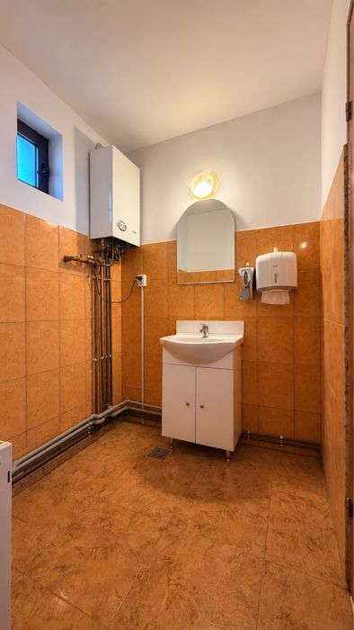 Inchiriez spatiu pentru birou