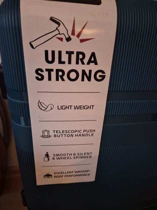 Неразличим от нов куфар