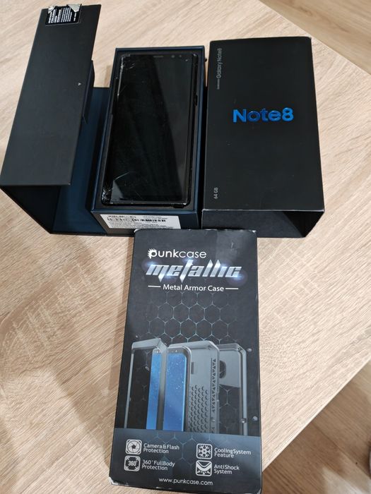 Vând Samsung Note 8