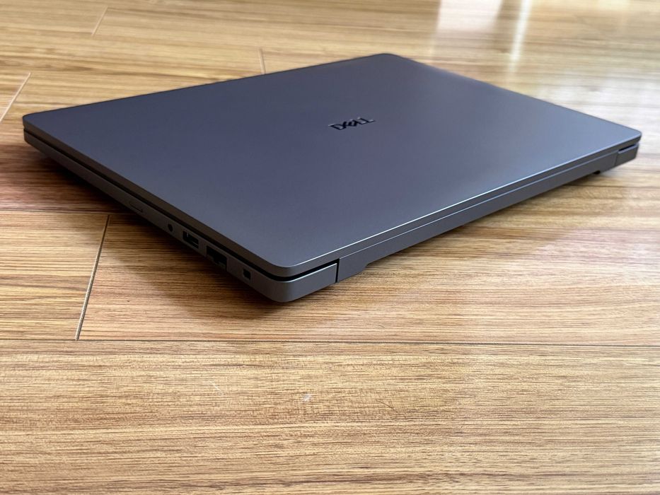 Dell Pro Max 16`Core Ultra 7-265H/64GB DDR5/1TB SSD/Nvidia RTX Pro 1000-8GB/Гаранция 27м/WUXGA 1920x1200