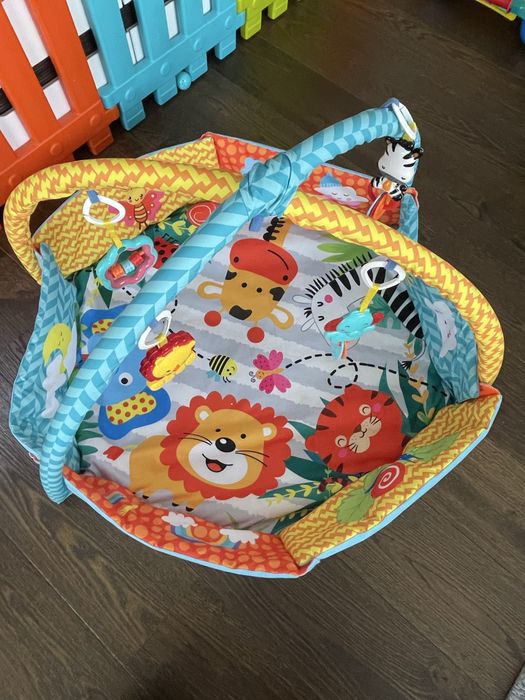 Активна гимнастка