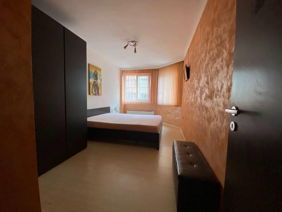 Дава се под наем Двустаен апартамент в София, Борово - 70 кв.м за 625 € - Снимка #4