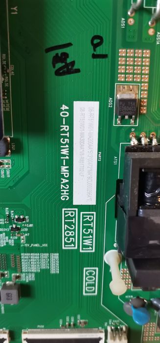 Телевизор TCL 55p615 със счупен екран на части