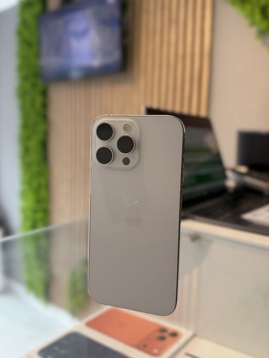 **ATS GSM**iPhone 16 Pro Max 256gb White/Baterie100%/7 incarcari