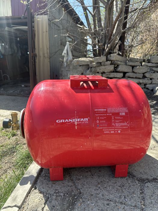 Бак (гидроаккумулятор) 50 литров