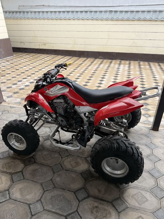 Квадроцикл Yamaha Raptor 700