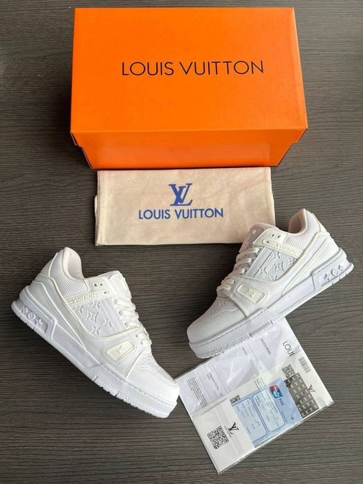 Adidasi Louis Vuiton superbi