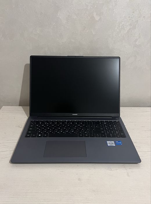 Huawei MateBook D16