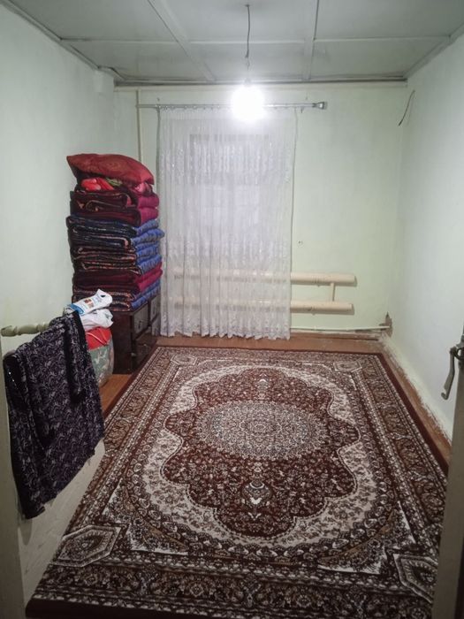 Yangiyol Bozorga yaqin sentrda faqat Qizlarga Arenda