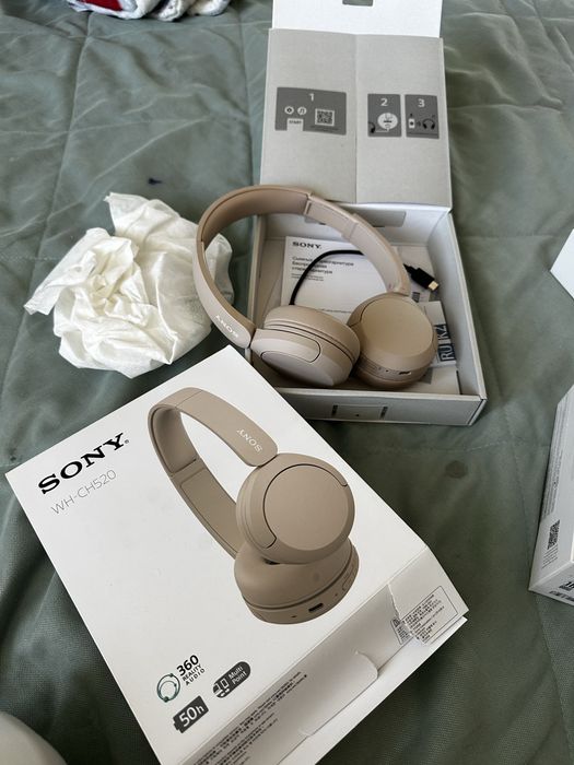 Продается наушники Sony WH-CH520