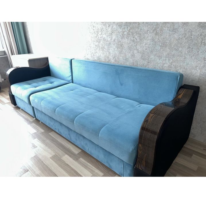 Диван для гостиной      2*50м