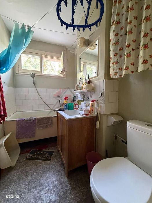 Podu Ros - BD. Socola, 3 camere cu 2 balcoane si geam la baie