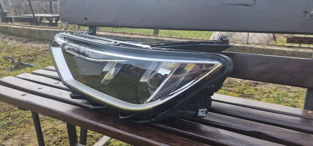 Far stanga NOU VW Passat B8 model 2015-2019 cod 3G1 941 005 C