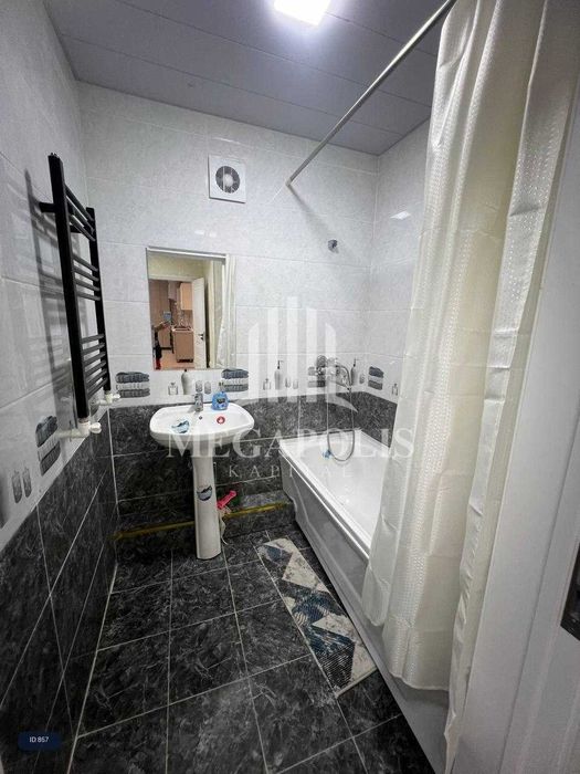 BUXORO, GOR. GAZDA ARZON NARXDA 3 xonali kvartira sotiladi. №857