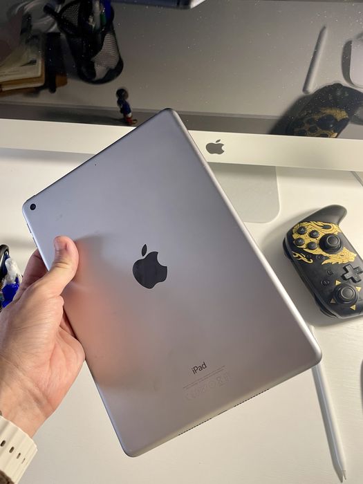 Apple iPad 5 32GB планшет