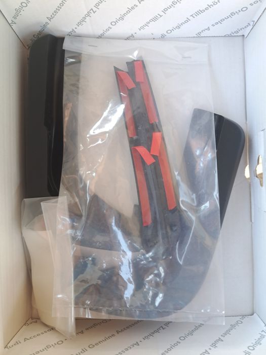 Оригинални чисто нови калобрани за ауди а4 б8 и б8.5 Avant