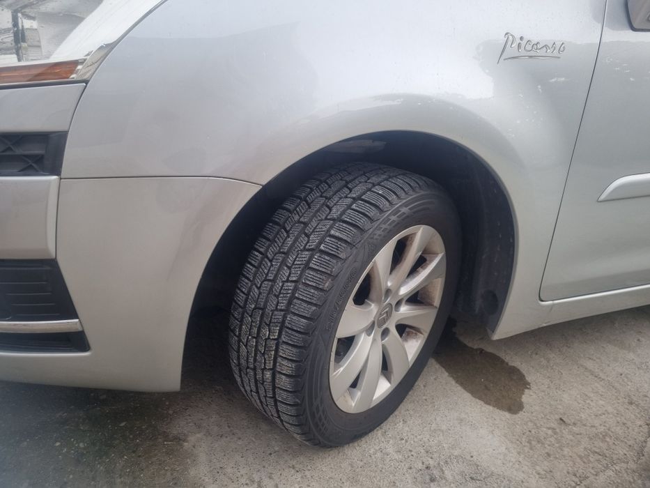 Dezmembrez citroen c4 Picasso  Exclusive 2.0 hdi