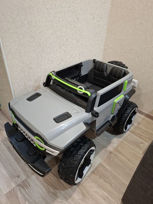 Электромобиль детский Jeep Wrangler