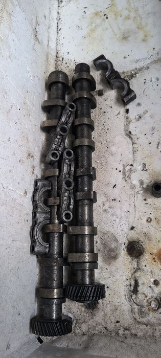 Разпределителни валове Опел/Исузу 1.7 CDTI