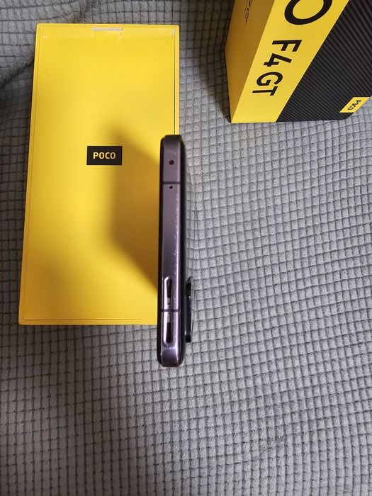 Продам Xiaomi Poco F4 GT 5G 16/256gb.