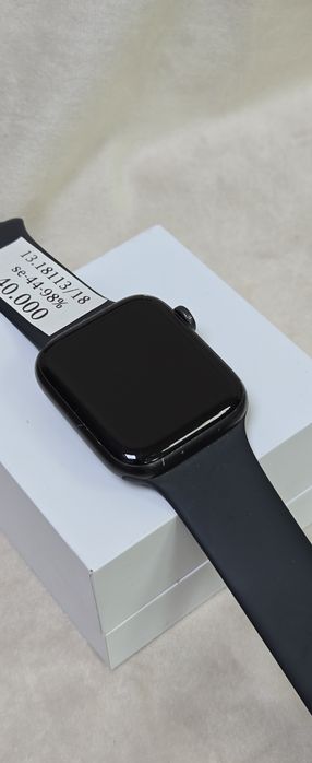Apple watch se 44mm 98%