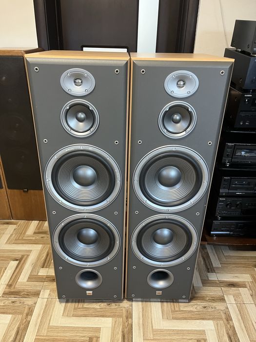 Boxe Jbl E100 250w 8Ohmi