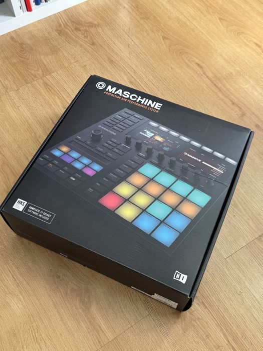 Native Instruments Maschine MK3, drum machine