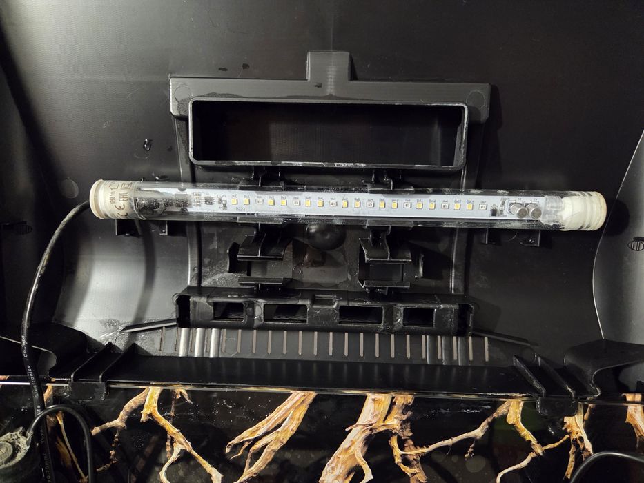 Аквариум Aquael leddy 40 и нагревател за аквариум