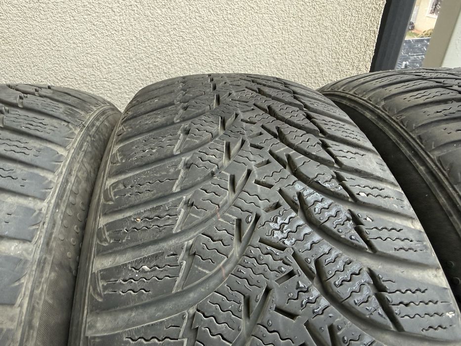 Anvelope Kumho 215 60 R17