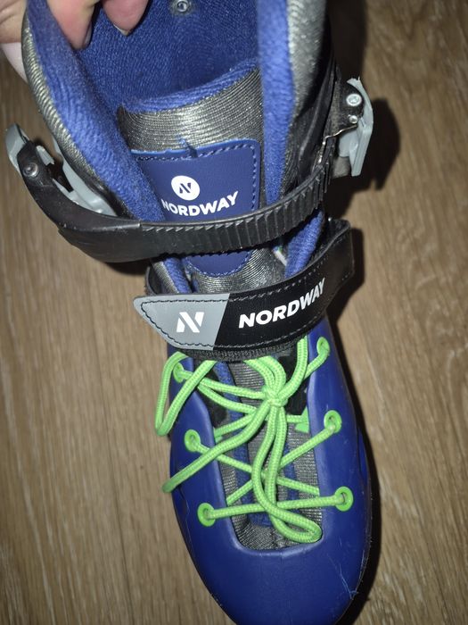 Продам коньки детские