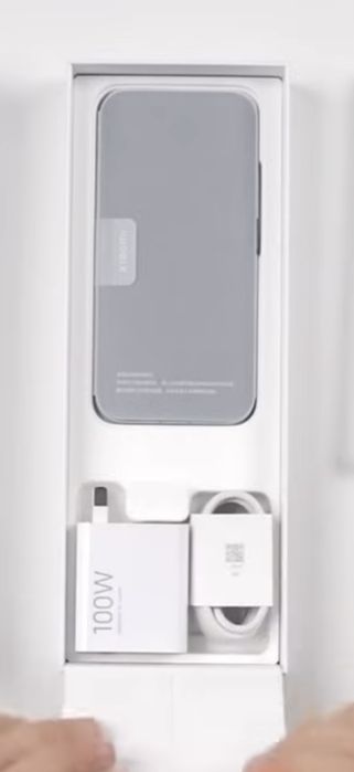 Xiaomi 17  12/256