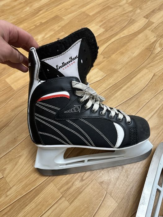 Продам коньки , б/у