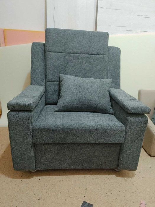 СЕРГЕЙ. Обивка, ремонт мягкой мебели любой сложности.