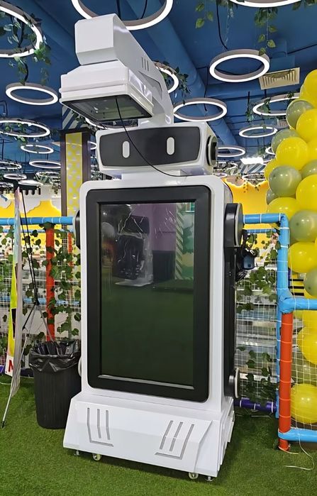 Интпрактивті жарнамалық робот