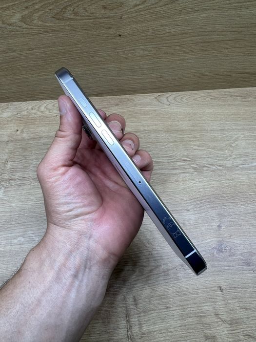 iPhone 16 Pro Max 256Gb Alb 97% battery life