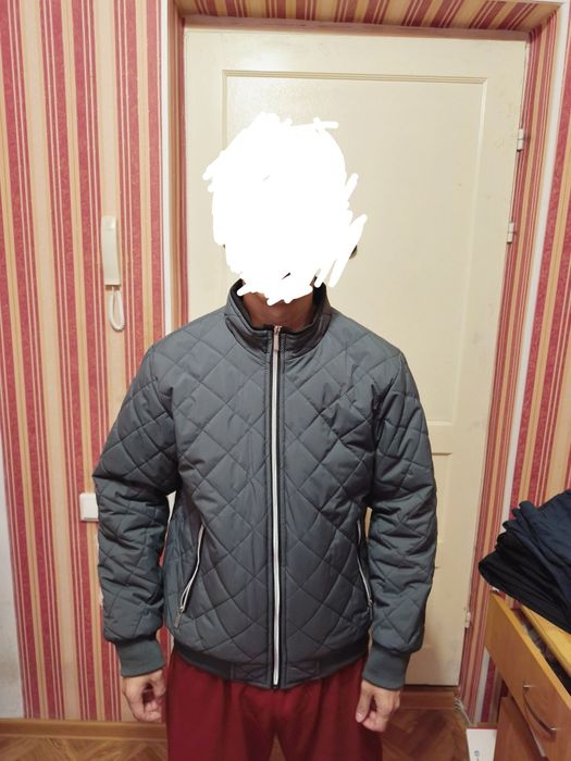 Продам Куртку осень-весна