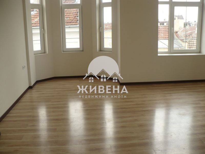 Офис в Варна-Операта площ 336 цена 2688