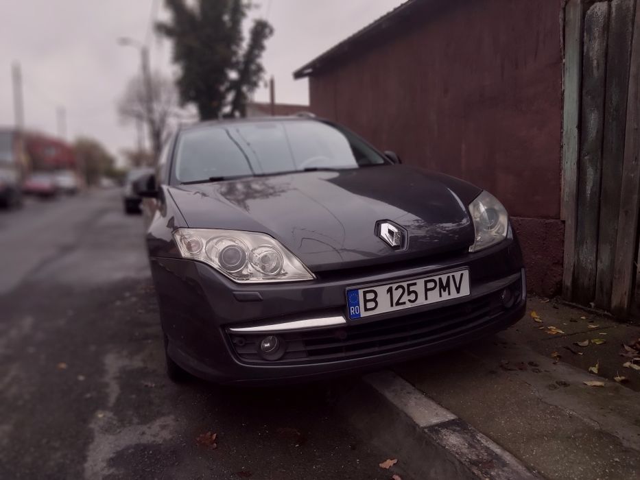 Laguna 3 Grandtour 2.0 dCi • Automată • Initiale • Full • CarVertical