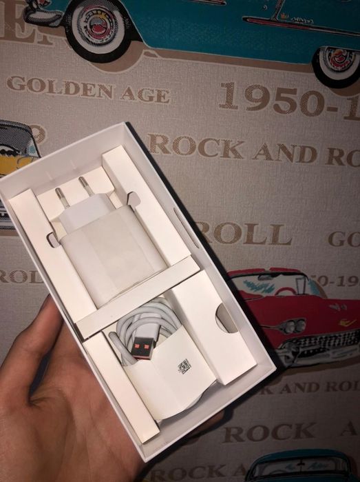 Продам HUAWEI NOVA 8i, 128GB