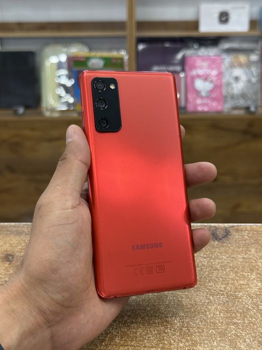 Samsung Galaxy S20FE  (Snapdragon)