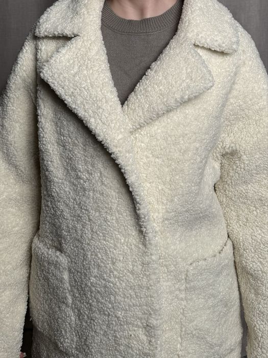 Дубленка молочного цвета