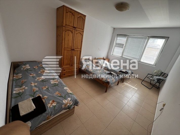 Дава се под наем Тристаен апартамент в Бургас, Славейков - 103 кв.м за 358 € - Снимка #3