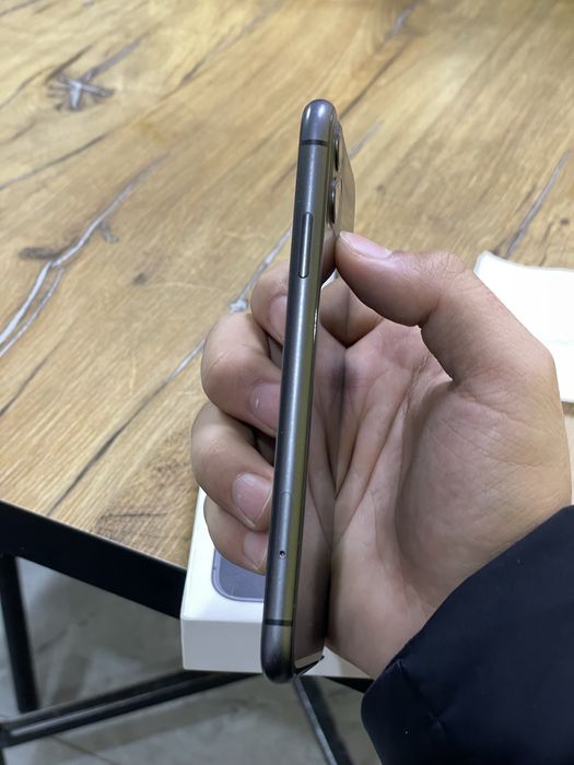 Айфон 11 в идеал. состояние