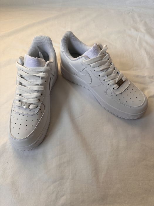 Nike Air Force 1 albi marime 38,5 si 39