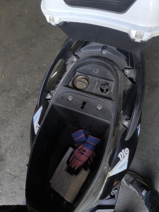Продам скутер Honda