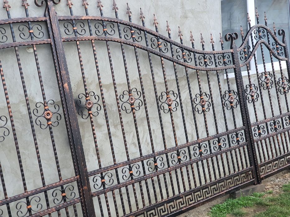 Porti din fier forjat