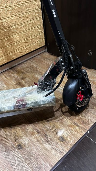 Электросамокат KUQUAY M4