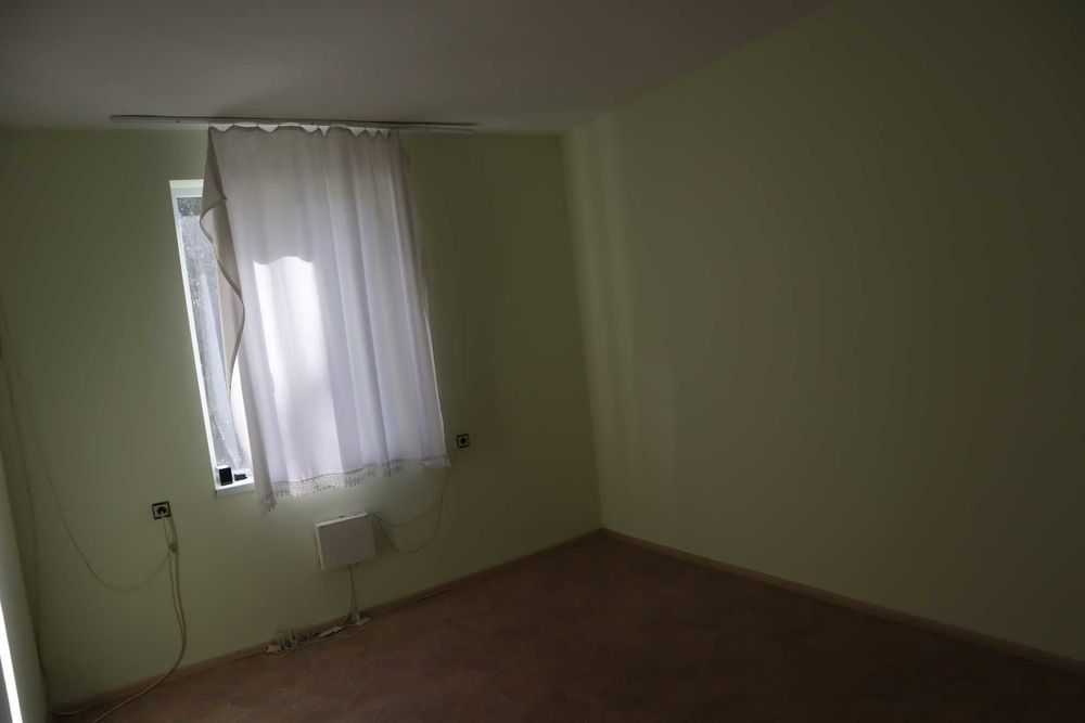 Продава се Тристаен апартамент в Хасково, Дружба 1 - 74 кв.м за 1082 €/кв.м - Снимка #10